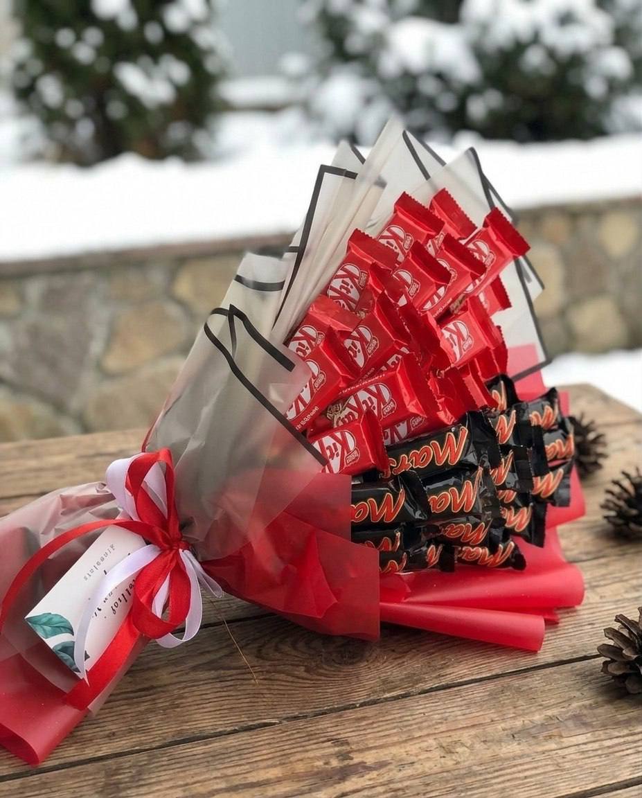 Шоколадный букет «Дуэт KitKat & Mars»